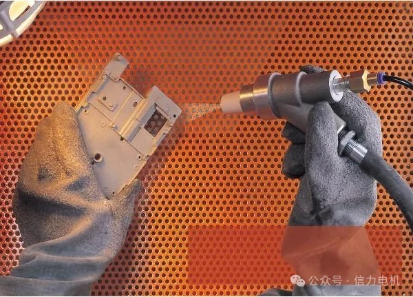 Silicon Carbide vs Steel Shot: Which Abrasive Is Better for Blasting?