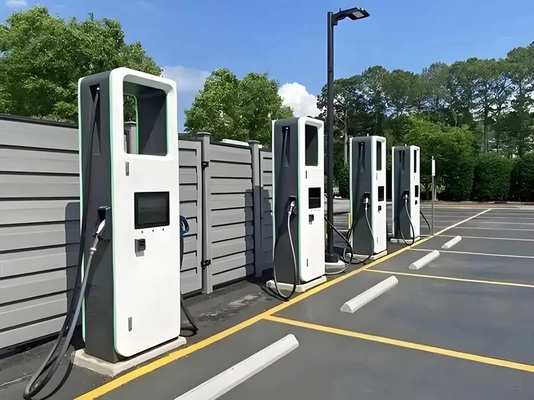 充電スタンド：大電力急速充電ソリューション